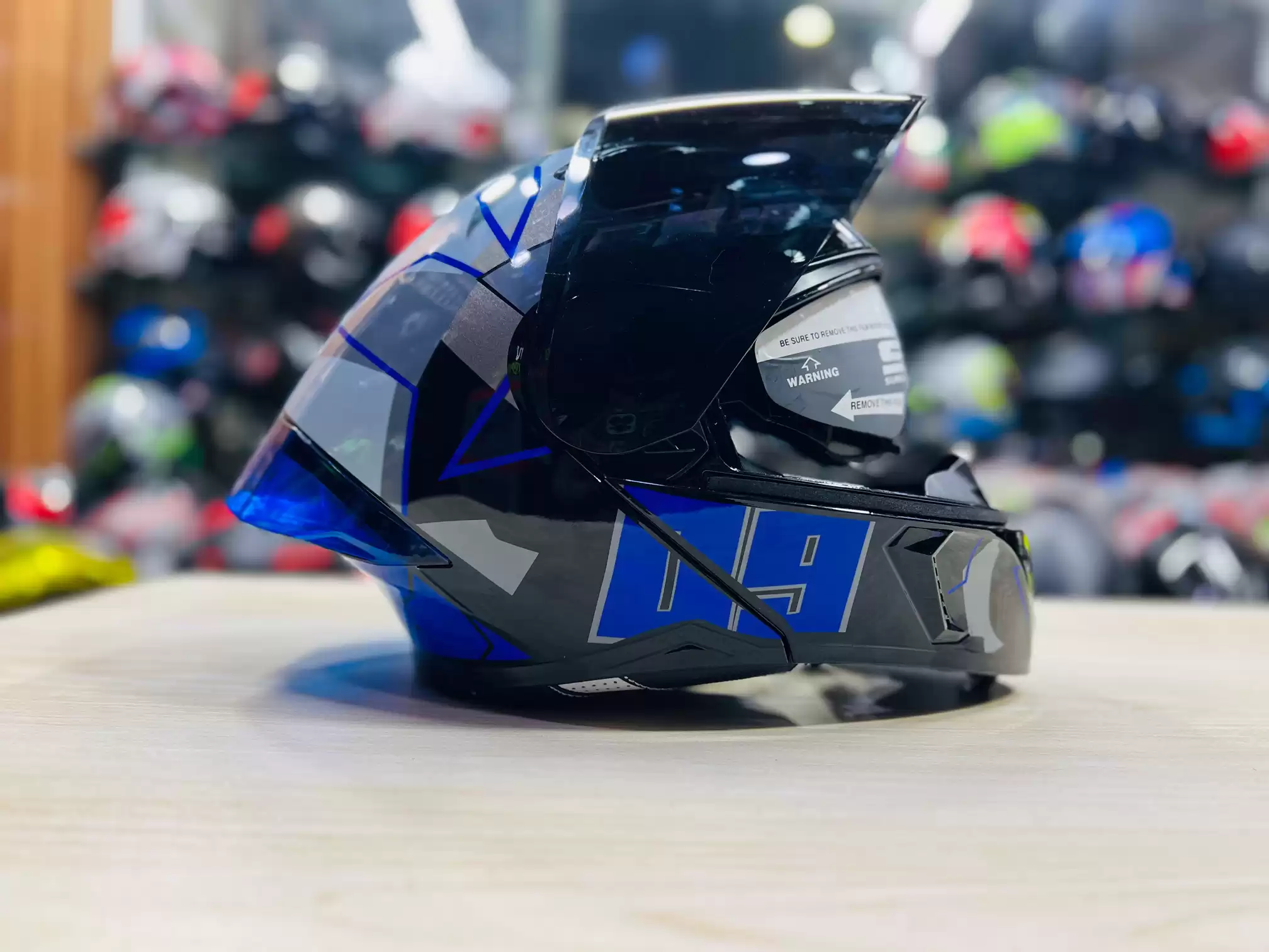 Steelbird Air SBA-20 ISS 09 GLOSSY BLACK Blue